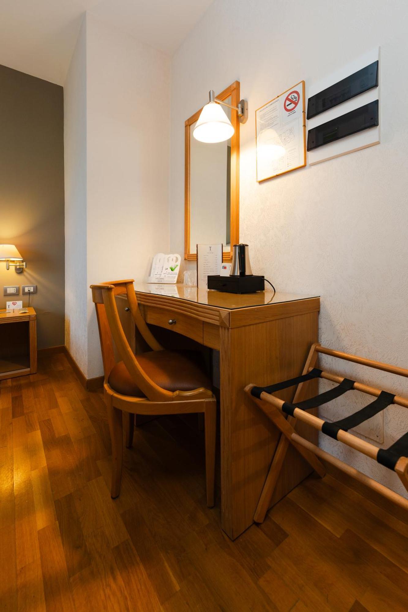 Hotel Touring Carpi Zewnętrze zdjęcie
