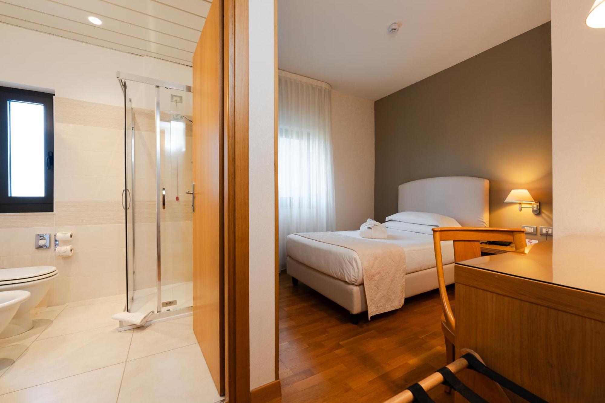 Hotel Touring Carpi Zewnętrze zdjęcie