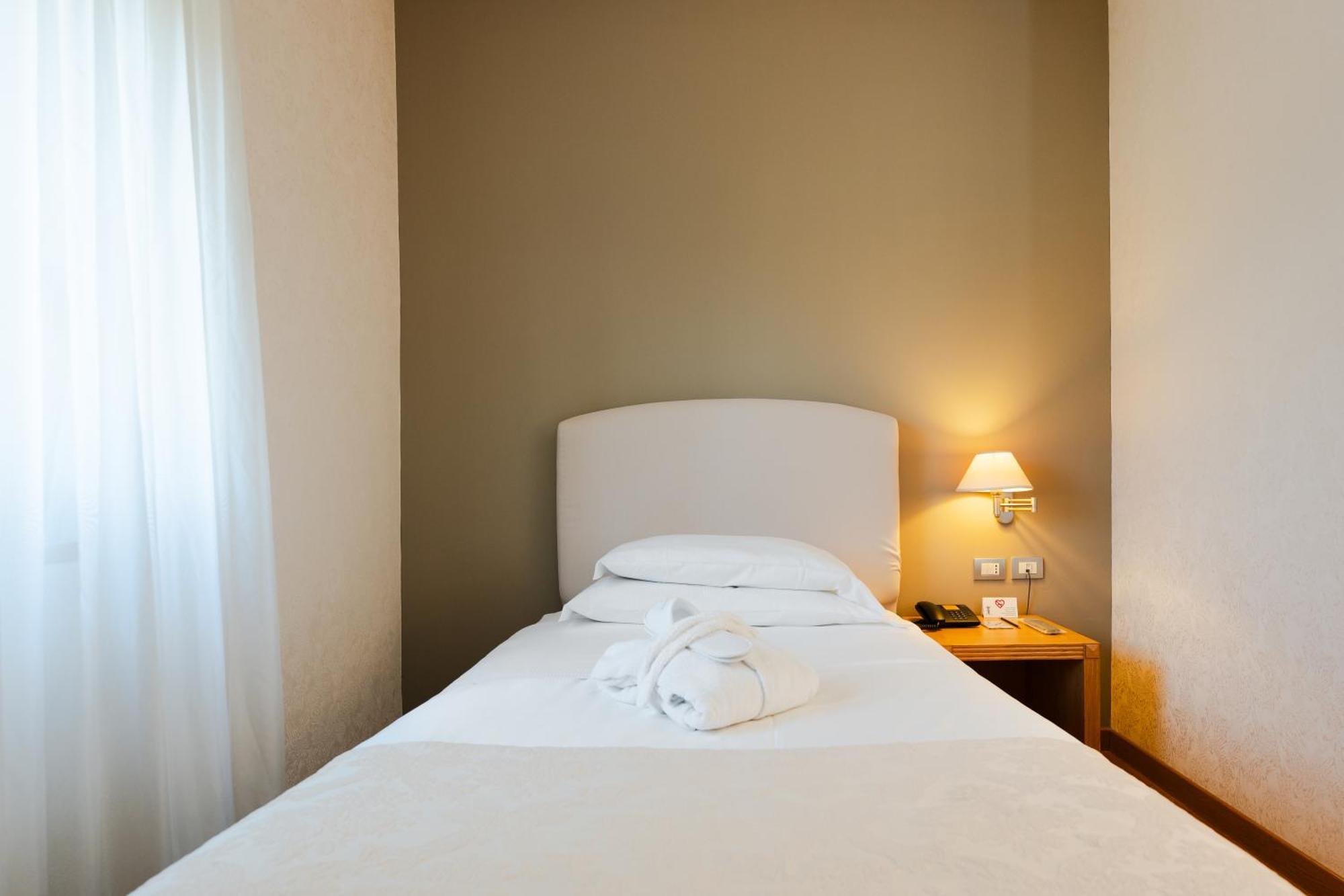 Hotel Touring Carpi Zewnętrze zdjęcie