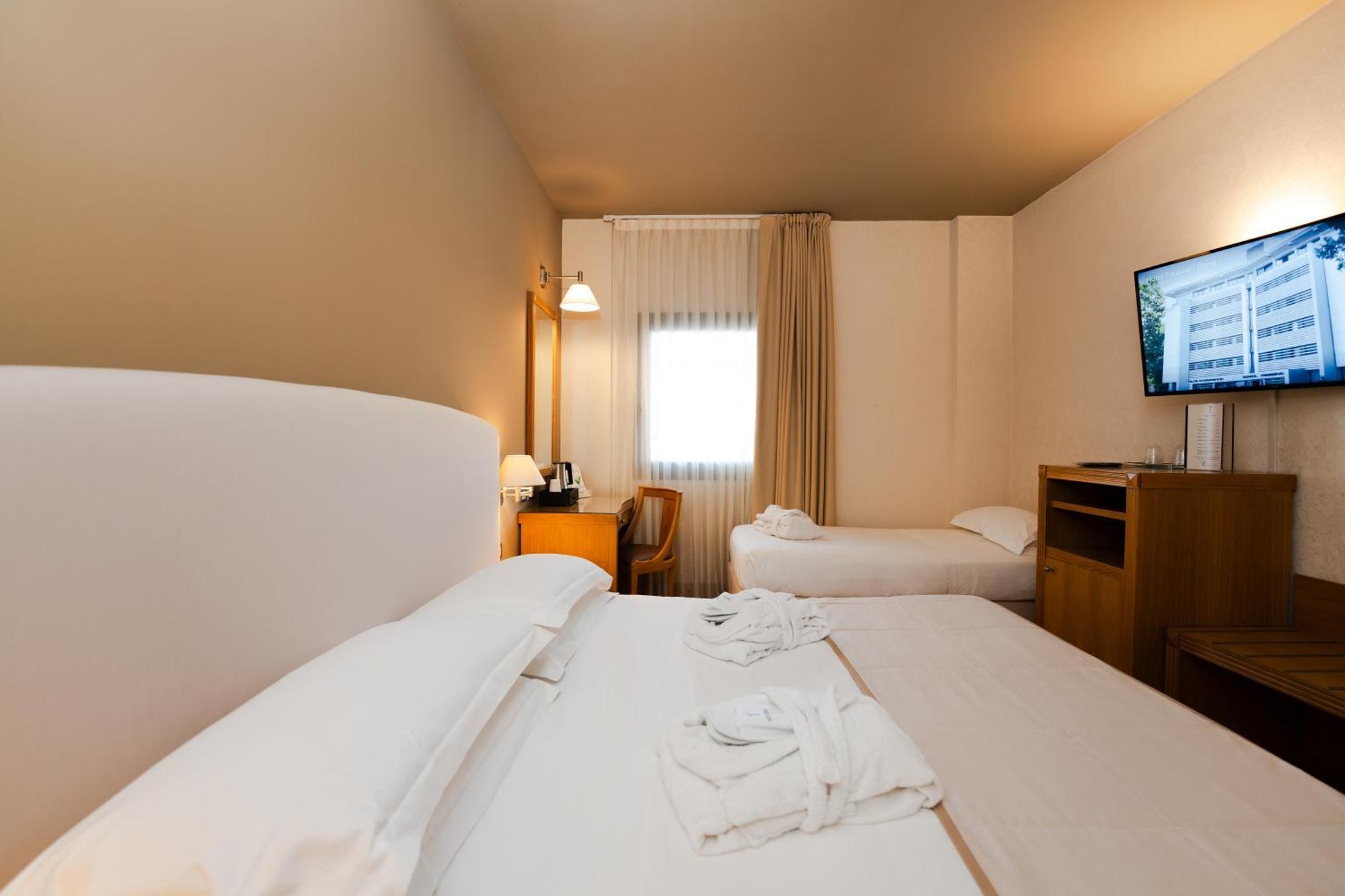 Hotel Touring Carpi Zewnętrze zdjęcie